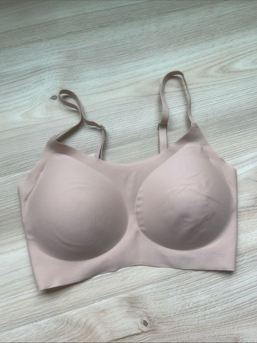 Neiwai Seamless Nude Wireless Molding Bra - NWOT